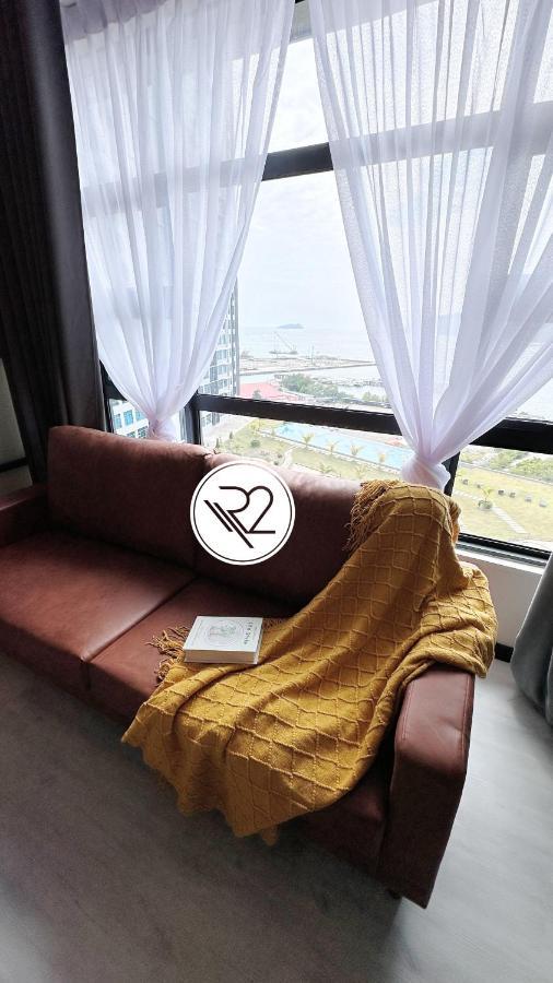 Sea&Pool View Stunning Homestay, Wifi, Netflix Near Malls, Jetty, Convenient Stores Kota Kinabalu Buitenkant foto